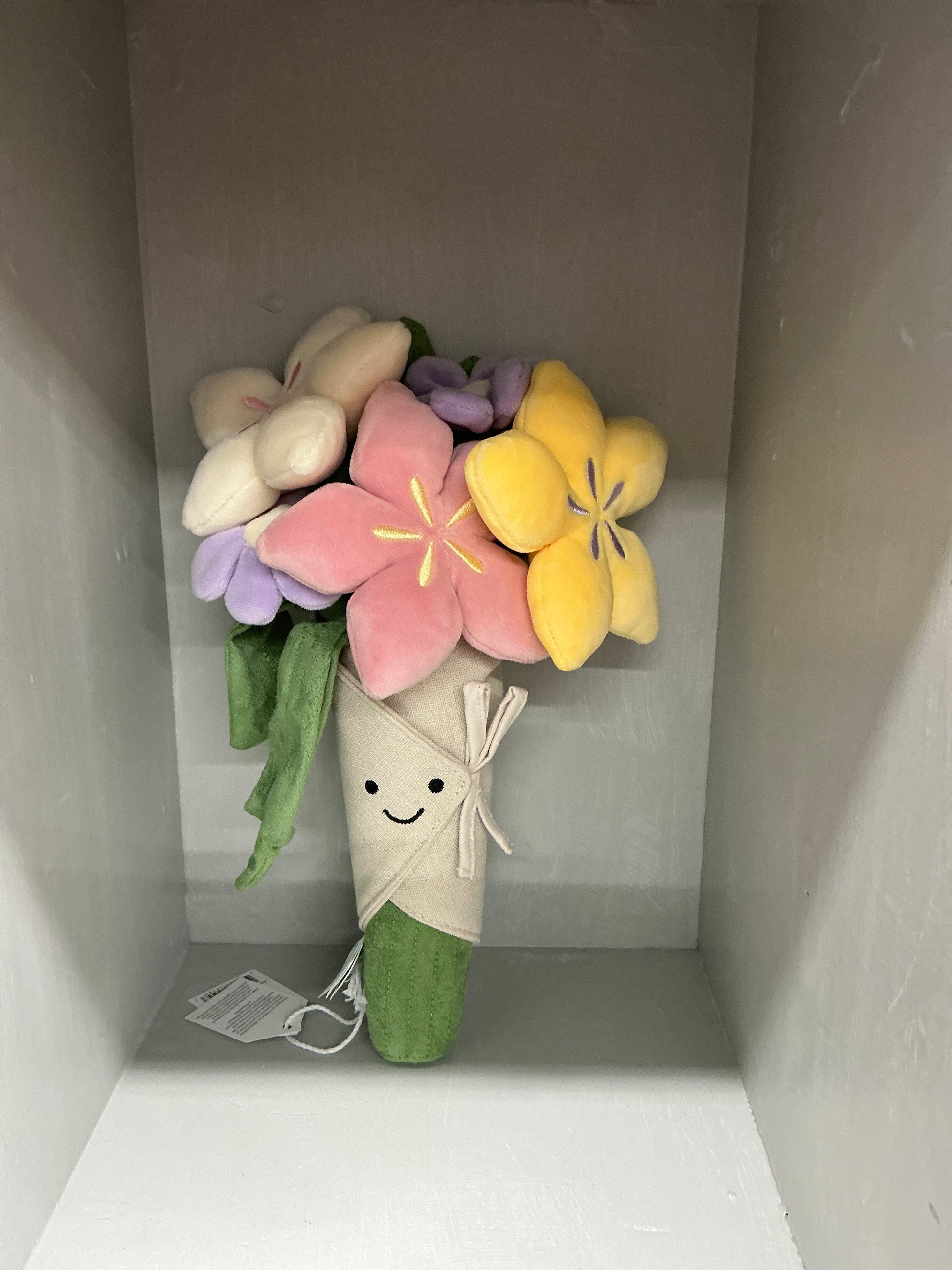 Jellycat Amuseables Bouquet Of Flowers